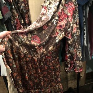 Women’s crushed velvet cardigan